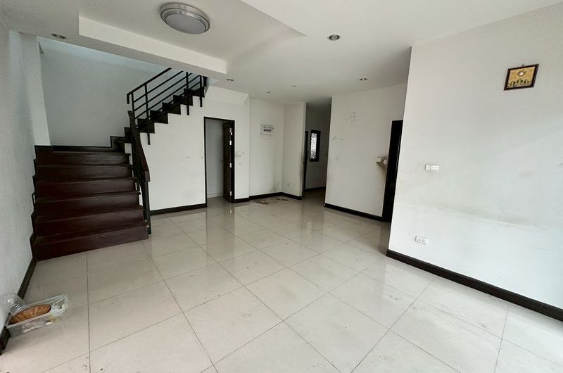 Cheap detached house for sale, large house, Sriracha area, The Complete Sriracha project