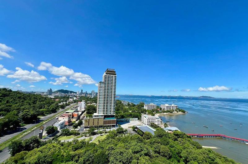 Condo for sale or rent in Sriracha, The Sea, premium location, beautiful room, high floor, fully furnished,  move in ready.