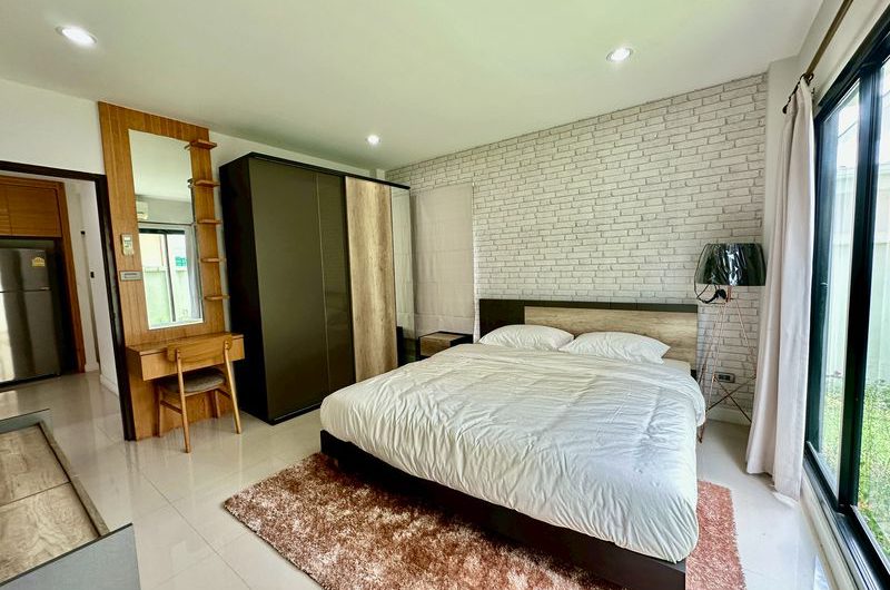 2-storey detached house for sale in Sriracha District, The Complete Village Project, move in ready