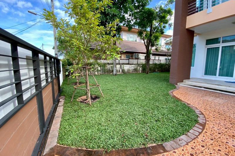 Sriracha detached house for rent, The Boulevard Village, beautiful house, fully furnished