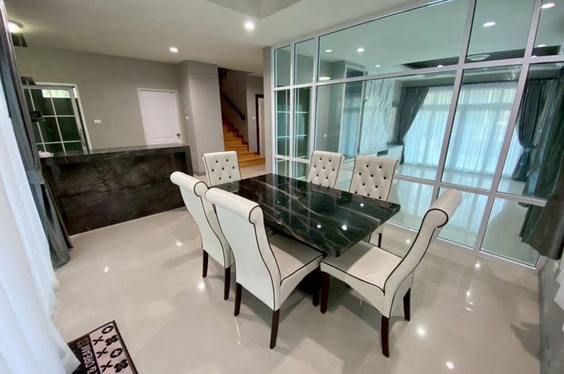 Sriracha detached house for rent, The Boulevard Village, beautiful house, fully furnished