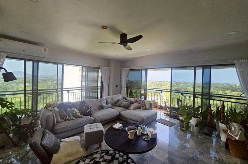 Luxury condo for sale, cheap price, Panya Resort Bang Phra, newly decorated room,  move in ready