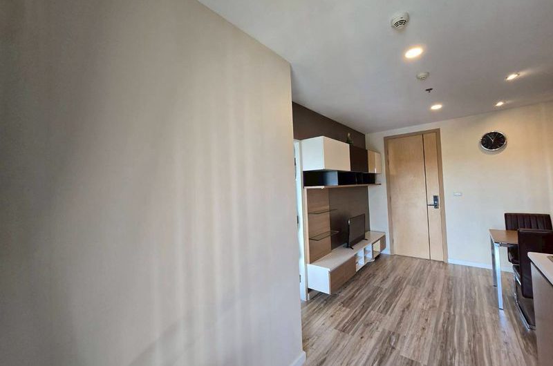 Condo for sale in Sriracha Plus, great price, community area, near Assumption Sriracha School.