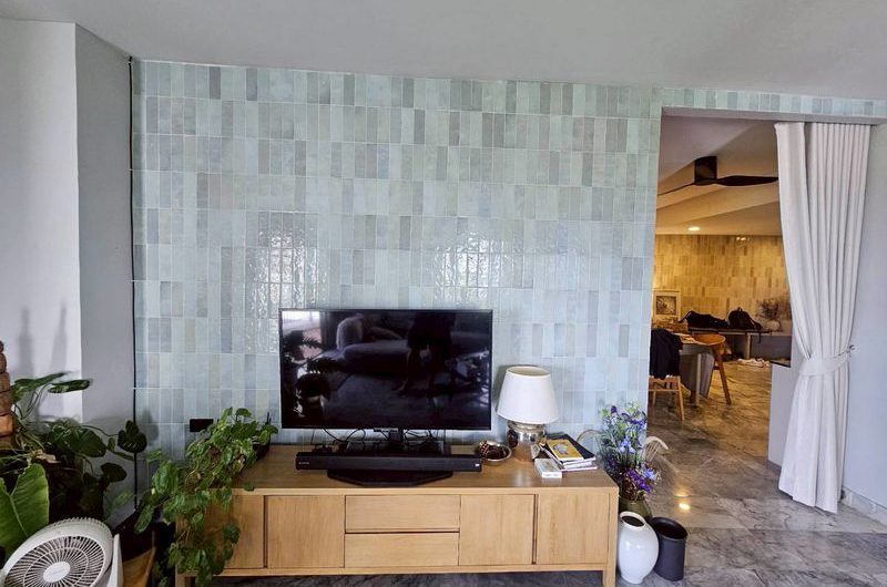 Luxury condo for sale, cheap price, Panya Resort Bang Phra, newly decorated room,  move in ready