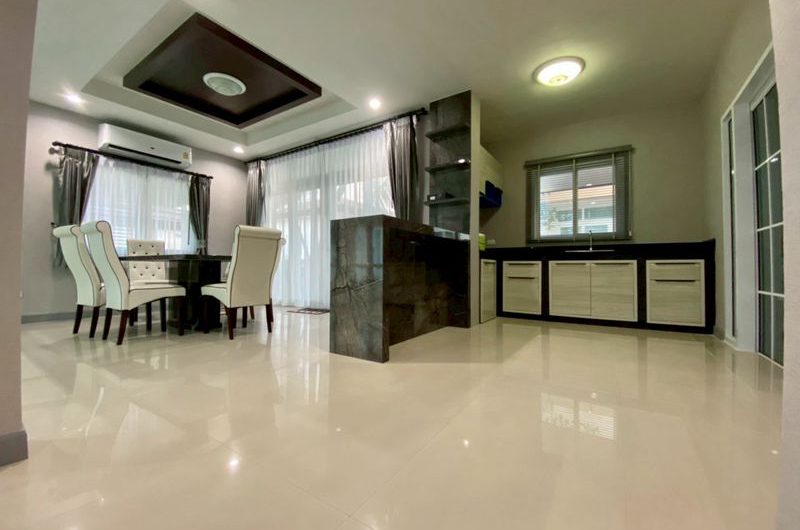 Sriracha detached house for rent, The Boulevard Village, beautiful house, fully furnished