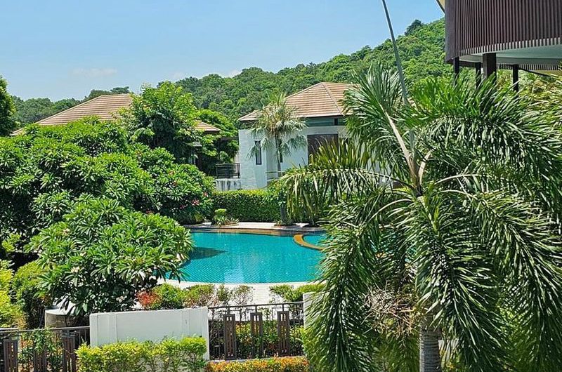 ขายบ้านเดี่ยวสุดหรู หมู่บ้านนคราทรัพย์ สไตล์ Modern Tropical 2 ชั้น