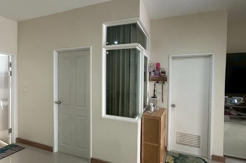 2-storey townhouse for rent, move in ready, Golden Town Village, Sriracha-Assumption, Chonburi