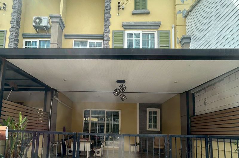 2-storey townhouse for rent, move in ready, Golden Town Village, Sriracha-Assumption, Chonburi