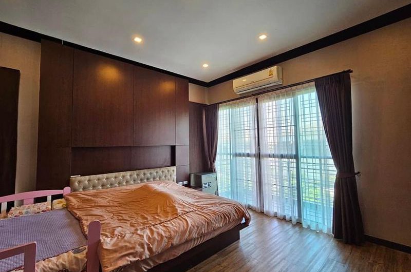 ขายบ้านเดี่ยวสุดหรู หมู่บ้านนคราทรัพย์ สไตล์ Modern Tropical 2 ชั้น