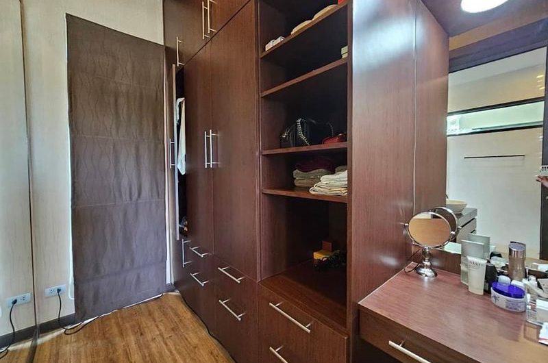 ขายบ้านเดี่ยวสุดหรู หมู่บ้านนคราทรัพย์ สไตล์ Modern Tropical 2 ชั้น