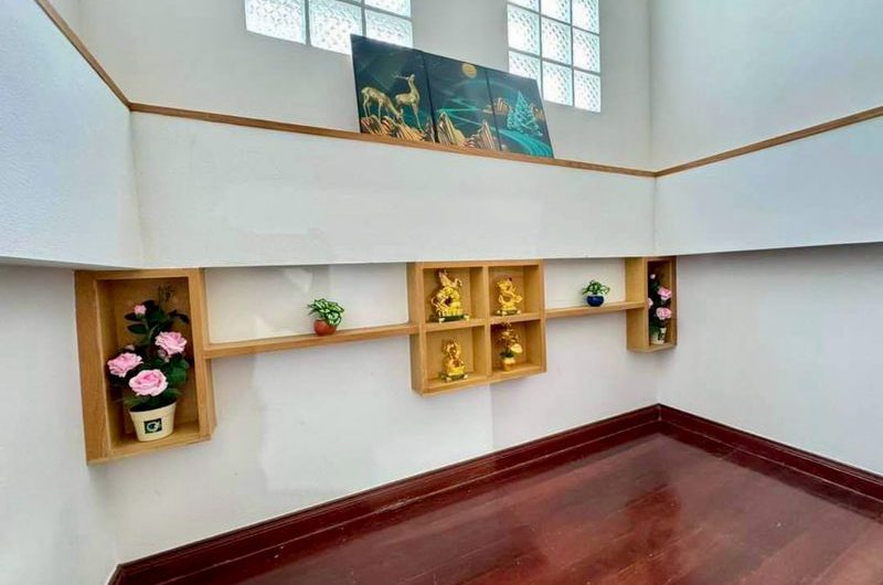 Two-story detached house for rent, large house, Thara Dara Village, Sriracha, Chonburi