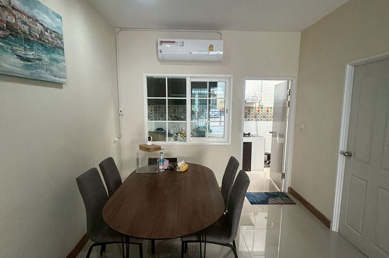2-storey townhouse for rent, move in ready, Golden Town Village, Sriracha-Assumption, Chonburi