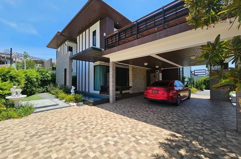 ขายบ้านเดี่ยวสุดหรู หมู่บ้านนคราทรัพย์ สไตล์ Modern Tropical 2 ชั้น