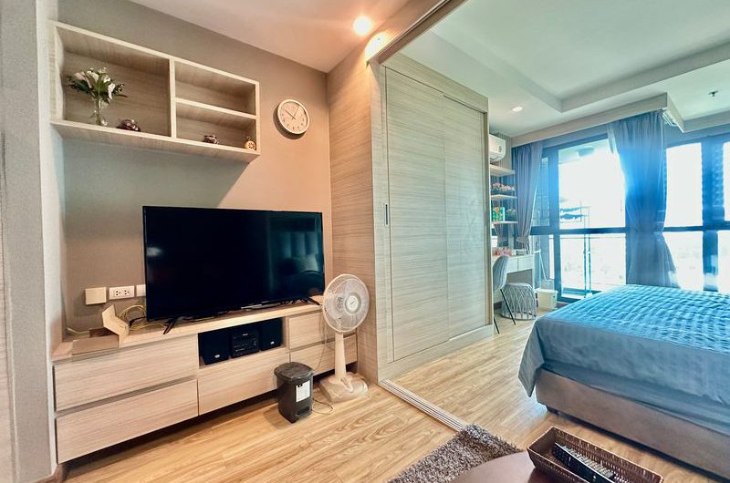 ให้เช่าคอนโดลัดดาพลัส ศรีราชา ห้องสวย ตกแต่งครบ พร้อมเข้าอยู่
