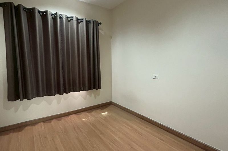 2-storey townhouse for rent, move in ready, Golden Town Village, Sriracha-Assumption, Chonburi