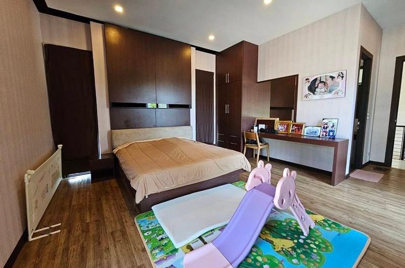 ขายบ้านเดี่ยวสุดหรู หมู่บ้านนคราทรัพย์ สไตล์ Modern Tropical 2 ชั้น