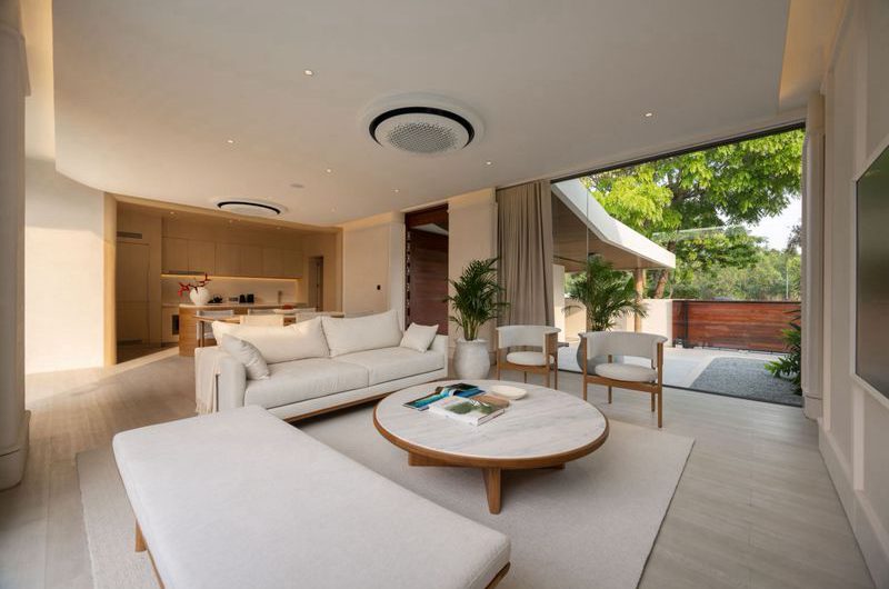 For sale or rent Luxury pool villa, Redwood Pattaya, Na Jomtien zone, near Ocean Marina Yacht Club.