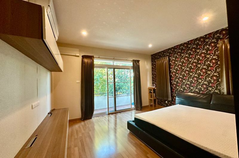 Single house for rent in Sriracha, The Boulevard Village project, on Sriracha – Nong Yai Bu Road