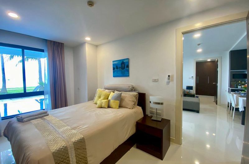 Condo for sale near the sea, Golden Coast Sriracha Phase 1, beautiful room, move in Ready