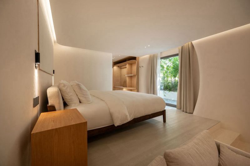 For sale or rent Luxury pool villa, Redwood Pattaya, Na Jomtien zone, near Ocean Marina Yacht Club.