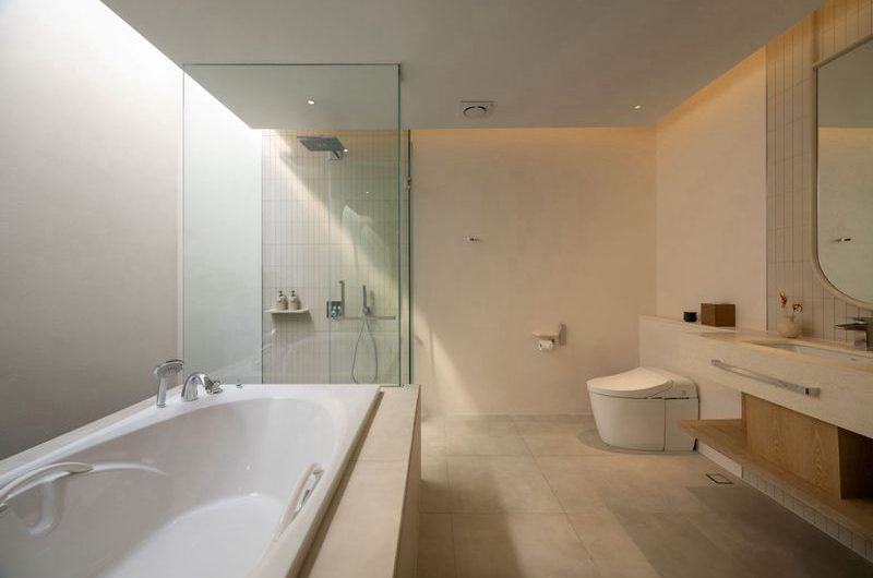 For sale or rent Luxury pool villa, Redwood Pattaya, Na Jomtien zone, near Ocean Marina Yacht Club.