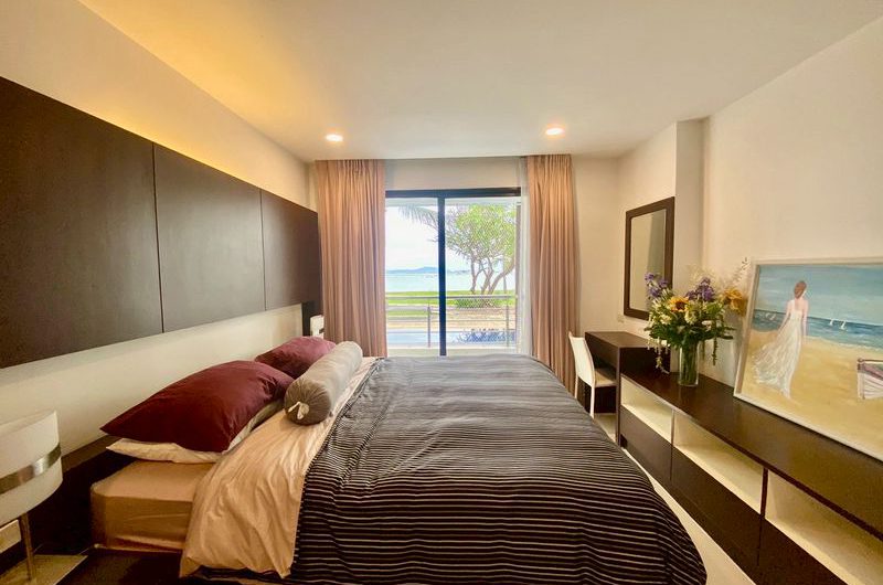 Condo for sale near the sea, Golden Coast Sriracha Phase 1, beautiful room, move in Ready