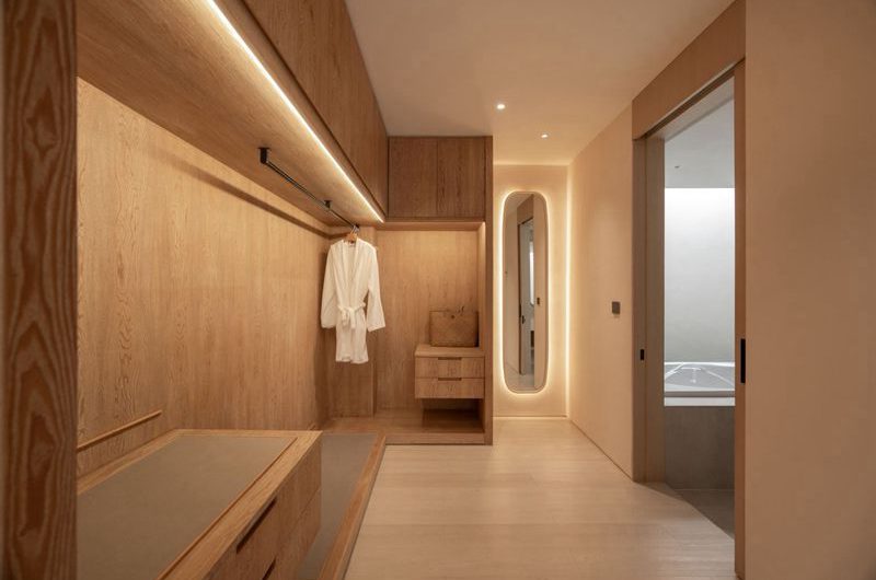 For sale or rent Luxury pool villa, Redwood Pattaya, Na Jomtien zone, near Ocean Marina Yacht Club.