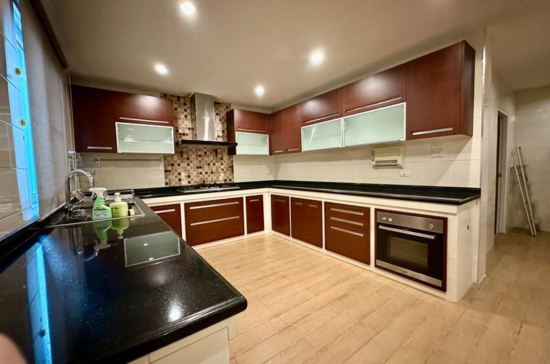 Single house for rent in Sriracha, The Boulevard Village project, on Sriracha – Nong Yai Bu Road