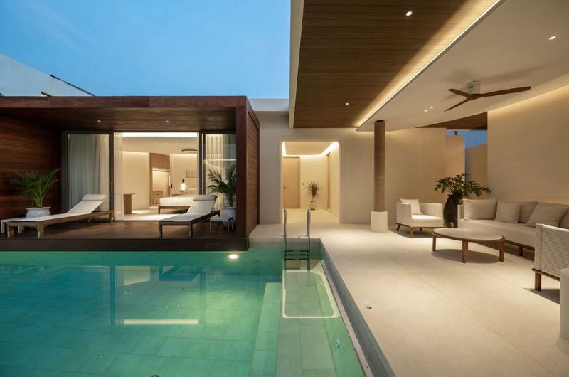 For sale or rent Luxury pool villa, Redwood Pattaya, Na Jomtien zone, near Ocean Marina Yacht Club.