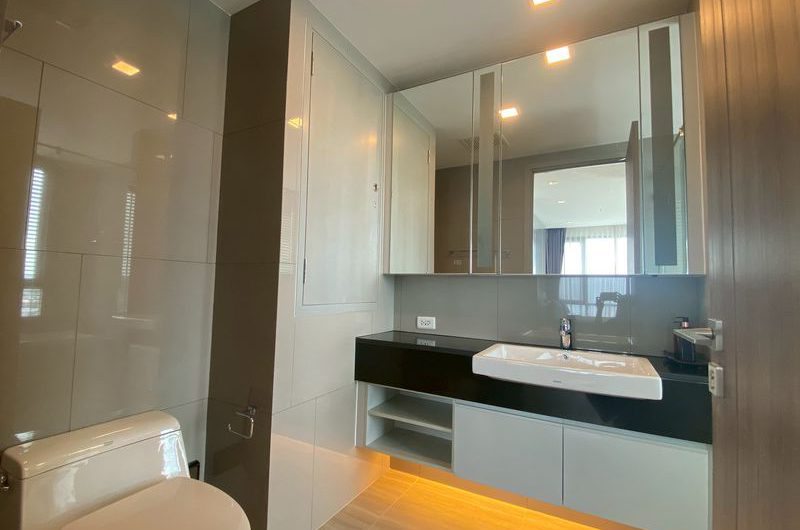 เศรษฐีวรรณ คอนโดหรู ใจกลางเมืองศรีราชา ห้องสวย ตกแต่งครบ พร้อมเข้าอยู่