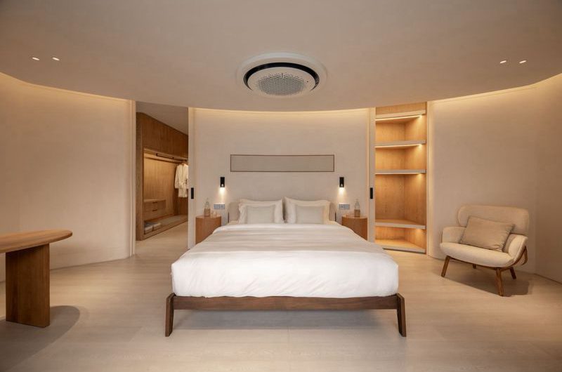 For sale or rent Luxury pool villa, Redwood Pattaya, Na Jomtien zone, near Ocean Marina Yacht Club.