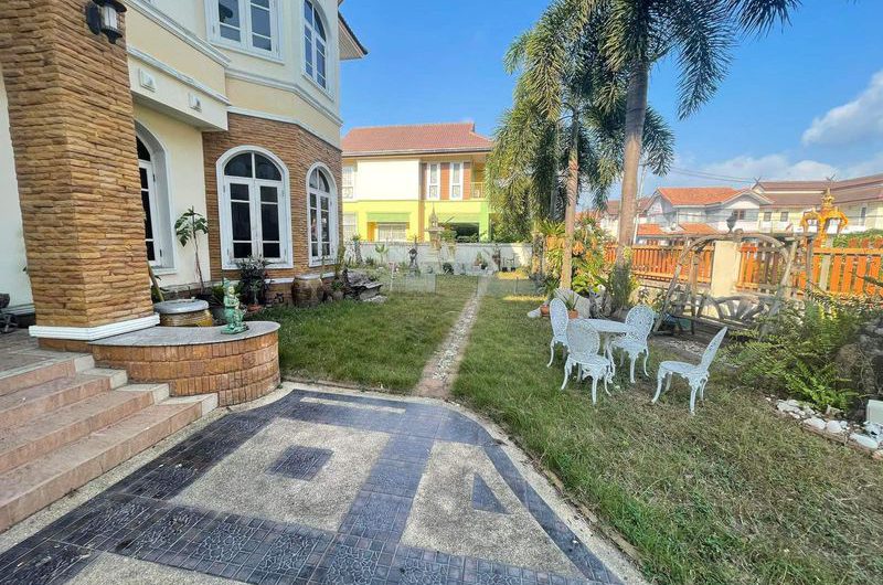 ขายบ้านเดี่ยวศรีราชา หลังใหญ่ 2 ชั้น โครงการ มบ.วิวไม้ โซนเก้ากิโล