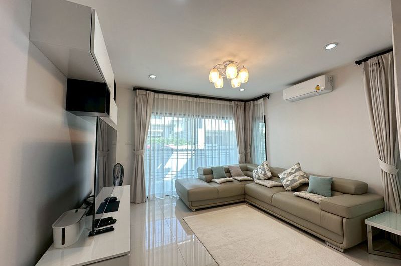 บ้านเดี่ยวให้เช่า หลังใหญ่ สุดหรู โครงการ มบ.เดอะคอมพลีท ศรีราชา ชลบุรี