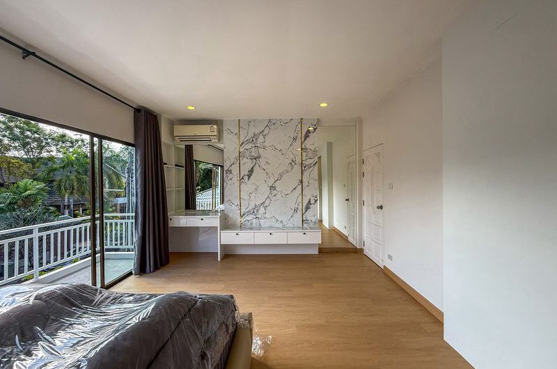 For sale: Second-hand detached house near J-Park Sriracha shopping mall. Beautiful house, newly renovated, move in Ready