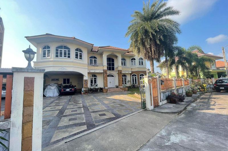 ขายบ้านเดี่ยวศรีราชา หลังใหญ่ 2 ชั้น โครงการ มบ.วิวไม้ โซนเก้ากิโล