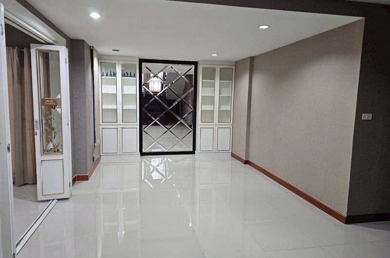 ให้เช่าบ้านเดี่ยวศรีราชา หลังใหญ่ สุดหรู ในโครงการ เดอะ คอมพลีท ศรีราชา