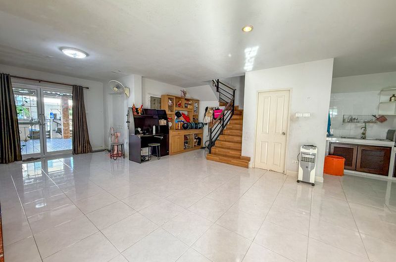 บ้านเดี่ยวศรีราชา ราคาดี โครงการคันทรีโฮม เลค แอนด์พาร์ค ศรีราชา ชลบุรี