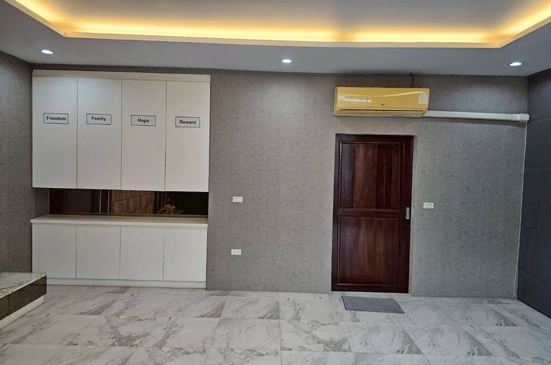 ให้เช่าบ้านเดี่ยวศรีราชา หลังใหญ่ สุดหรู ในโครงการ เดอะ คอมพลีท ศรีราชา