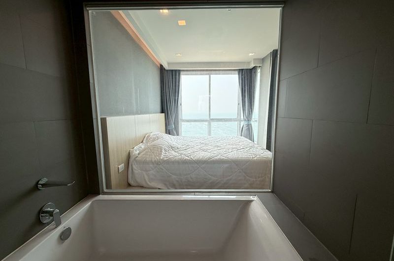 Luxury condo for rent at Yuu Sriracha, beachfront project. Beautifully decorated and move in Ready.