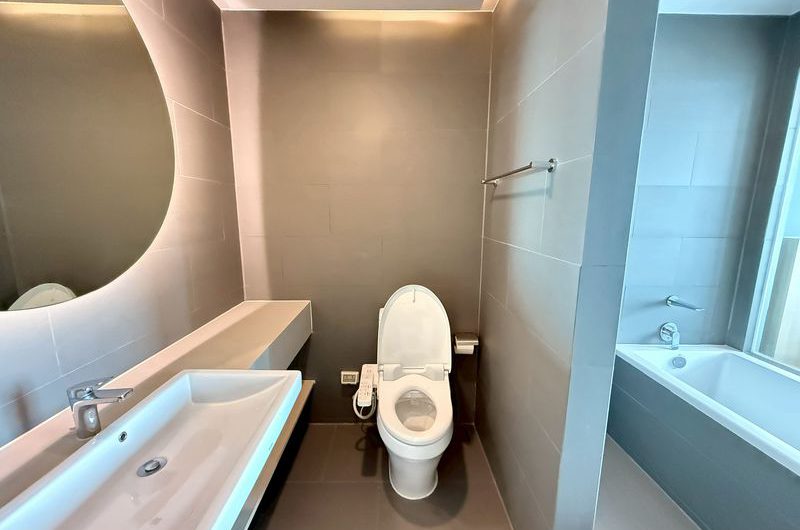 Luxury condo for rent at Yuu Sriracha, beachfront project. Beautifully decorated and move in Ready.