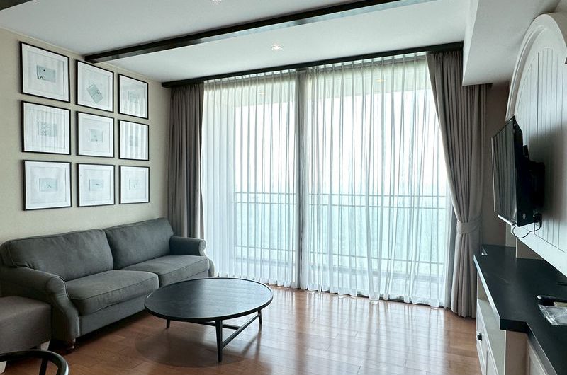 Condo for rent at Sriracha Marina Bay Front. Beautiful, luxurious unit, fully furnished and move in Ready