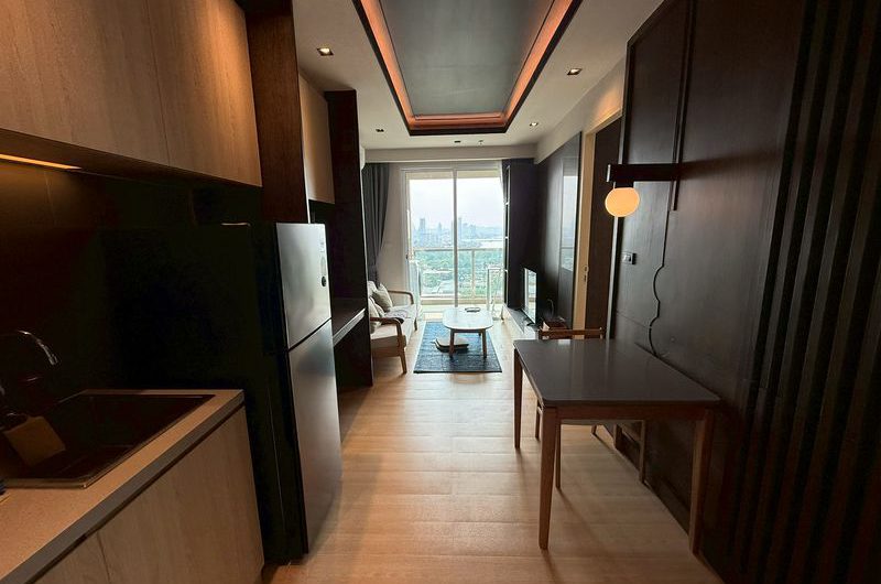 ขายให้เช่าคอนโดหรู Yuu ศรีราชา ห้องสวย ชั้นสูง วิวทะเล ตกแต่งพร้อมเข้าอยู่