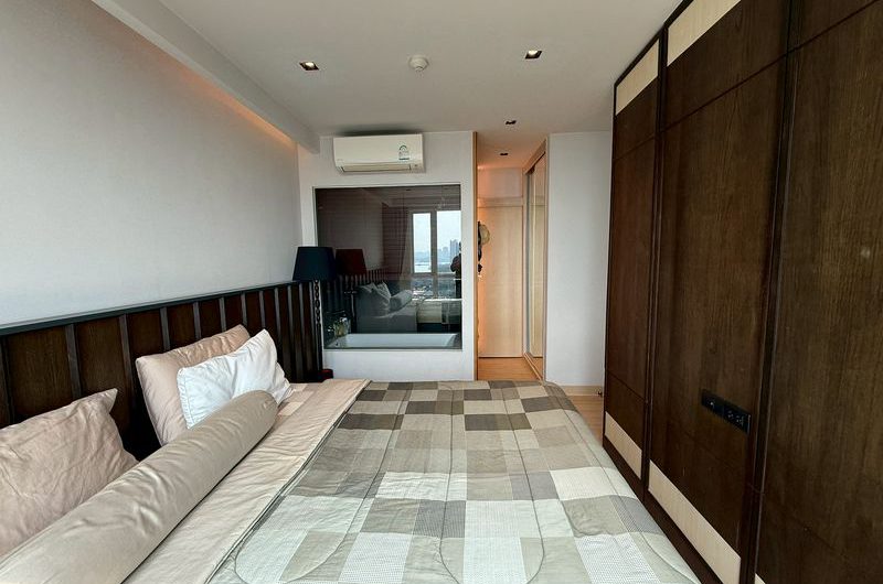 ขายให้เช่าคอนโดหรู Yuu ศรีราชา ห้องสวย ชั้นสูง วิวทะเล ตกแต่งพร้อมเข้าอยู่