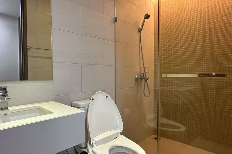 Condo for rent at Sriracha Marina Bay Front. Beautiful, luxurious unit, fully furnished and move in Ready