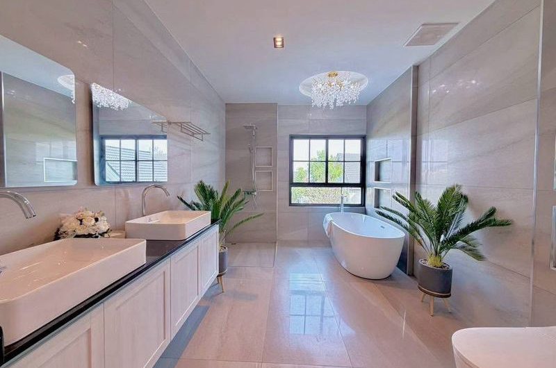 ขายคฤหาสน์หรู บนทำเลทอง ซอยสยามคันทรีคลับ เมืองพัทยา ชลบุรี