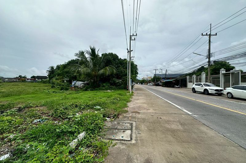 ให้เช่าที่ดินเปล่าศรีราชา แปลงสวย กลางเมือง ย่านเศรษฐกิจ ทำเลดีสุดๆ