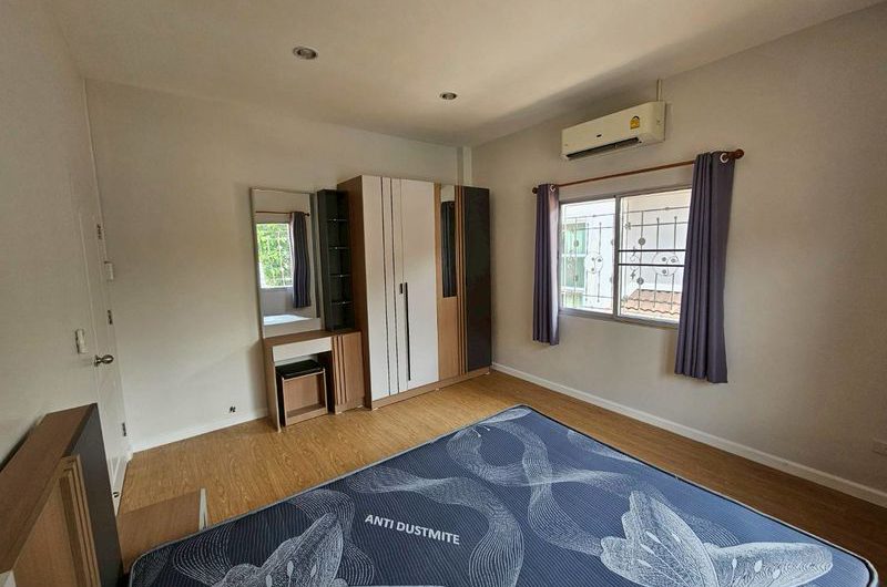 ขาย ให้เช่า บ้านเดี่ยวพร้อมอยู่ โครงการ มบ.ศรีนครินทร์ ศรีราชา ชลบุรี