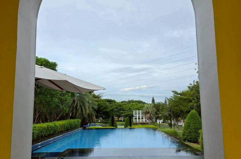 ขายทาวน์โฮม 2 ชั้น โครงการ โกลเด้น ทาวน์ ศรีราชา-อัสสัมชัญ ชลบุรี