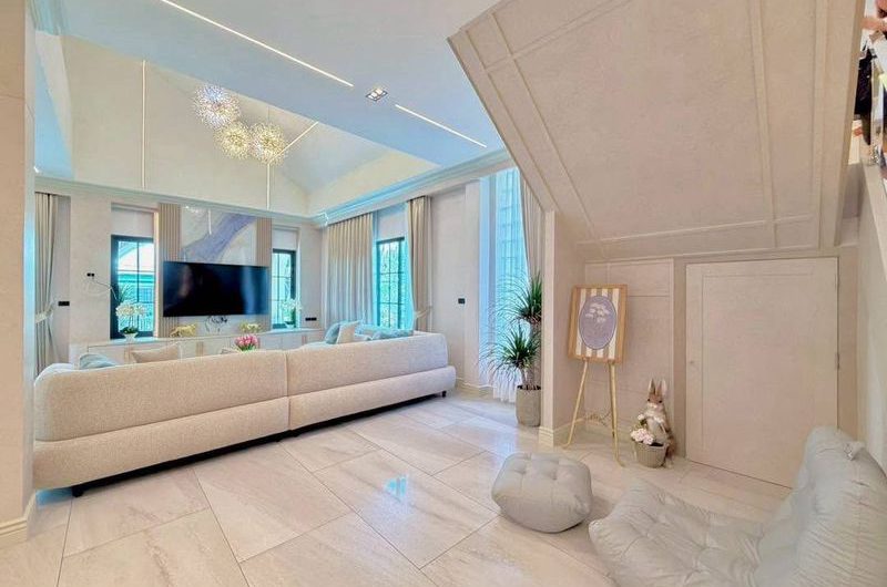 ขายคฤหาสน์หรู บนทำเลทอง ซอยสยามคันทรีคลับ เมืองพัทยา ชลบุรี