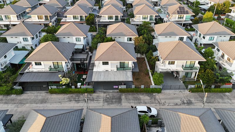 ขายบ้านเดี่ยวศรีราชา ราคาสุดคุ้ม โครงการ มณีรินทร์ ไพรเวซี่ ชากค้อ-หนองขาม ชลบุรี